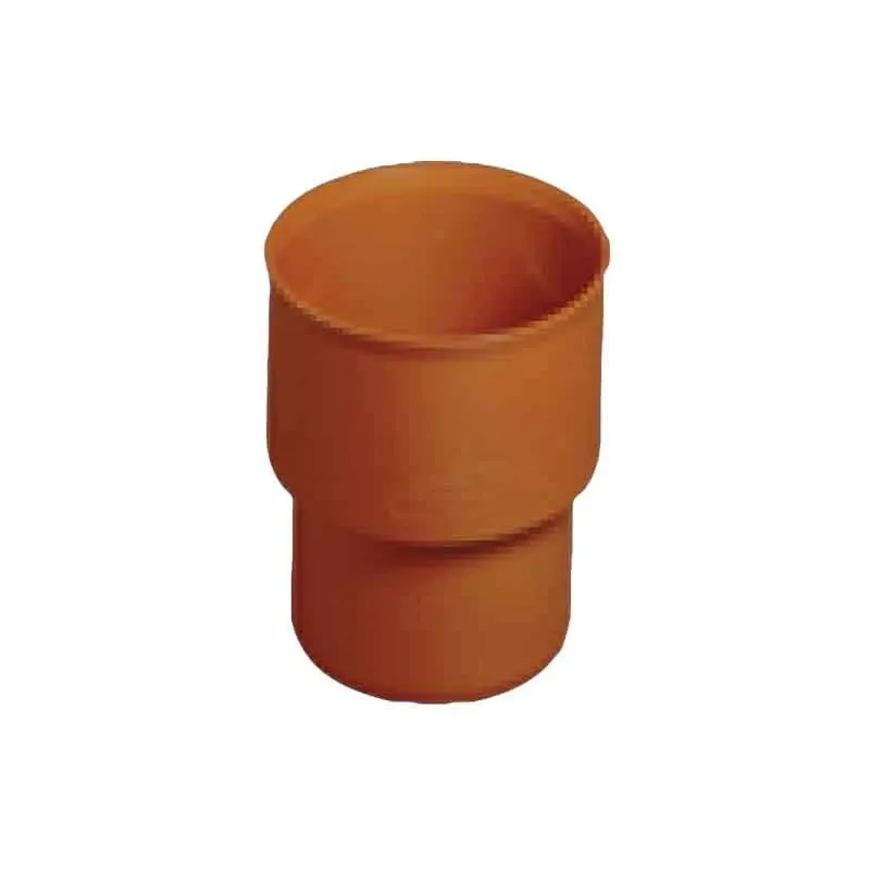 Uzmava uz čugunu ārēja d160 pvc