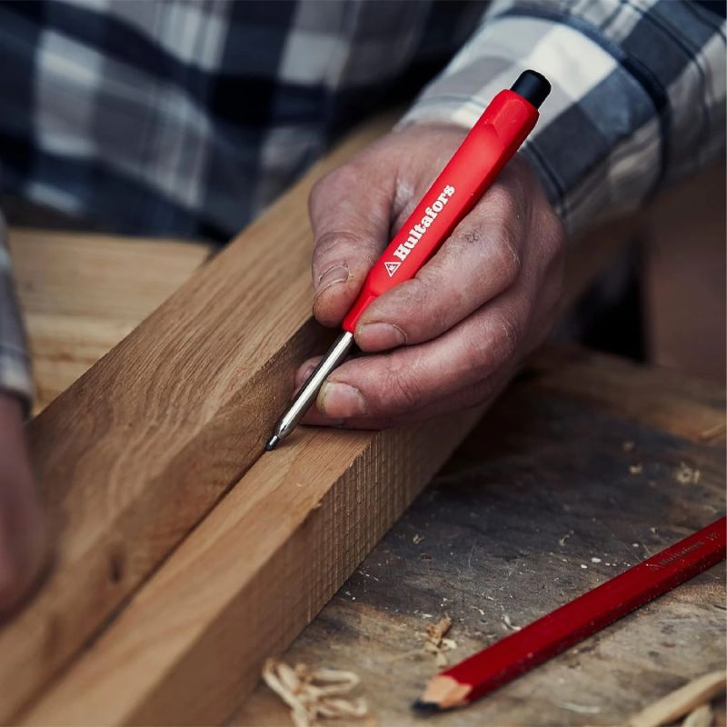 Zīmulis ar futrāli, HULTAFORS