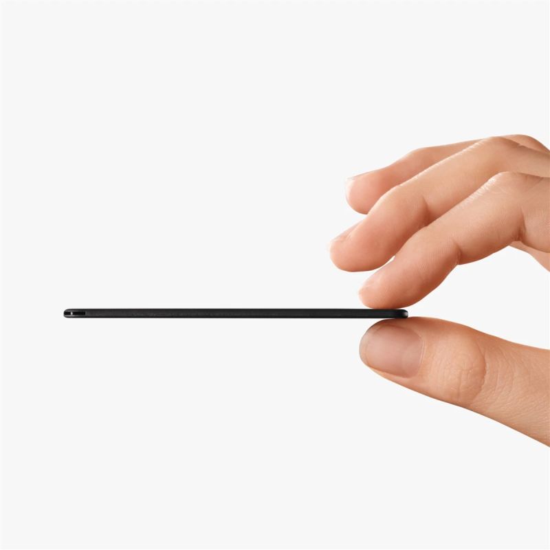 Chipolo CARD – Wireless Rechargeable Slim Bluetooth Tracker for iOS & Android, Charcoal