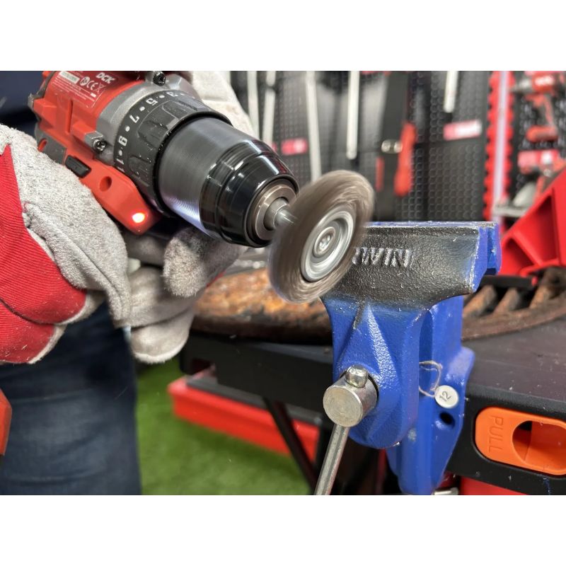 Stiepļu birstes ripa ar taisnu stiepli, ar kātu, 100 mm, SPECIALIST+