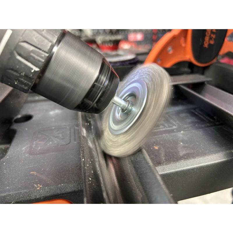 Stiepļu birstes ripa ar taisnu stiepli, ar kātu, 100 mm, SPECIALIST+