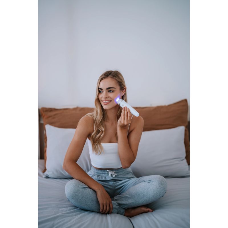 Beautifly Glossy Acne Young