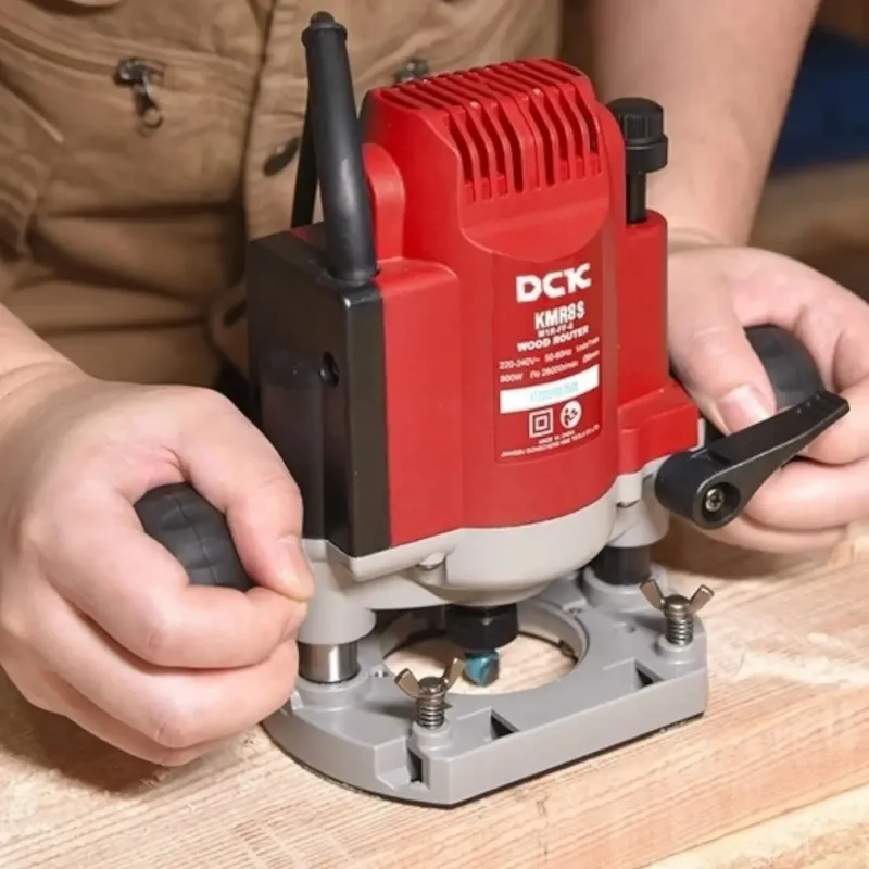 Elektriska frezmašīna 2000W, KMR06-12, DCK