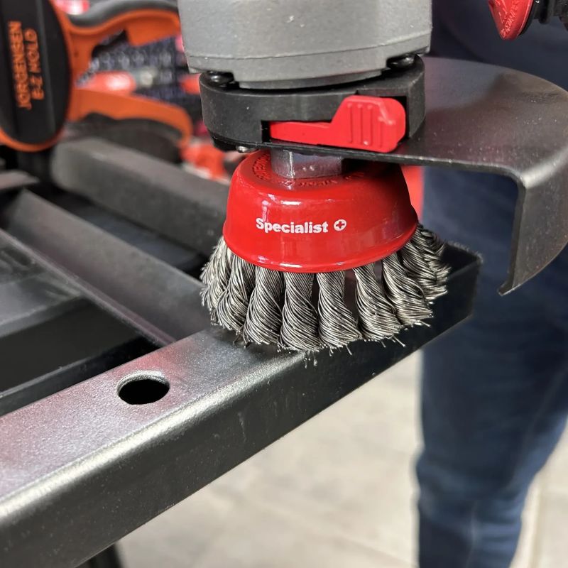 Vītņotas stieples kausa birste, 75 mm, M14, SPECIALIST+