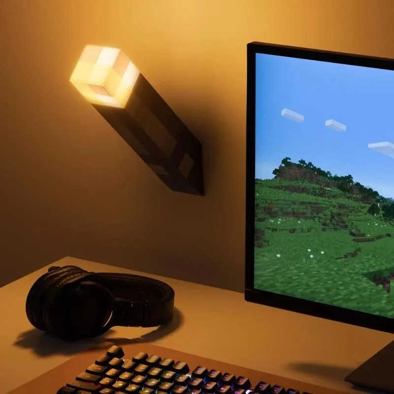 Paladone Minecraft Torch Light