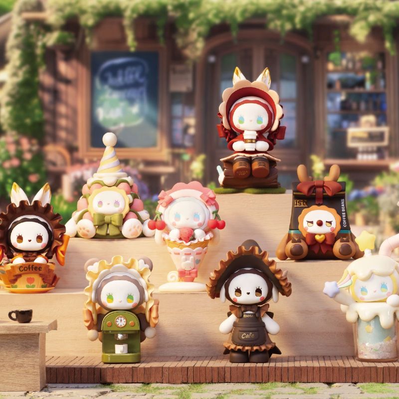 LUCKY EMMA Figūriņa slēgtā iepakojumā - Secret Forest Coffee shop Series