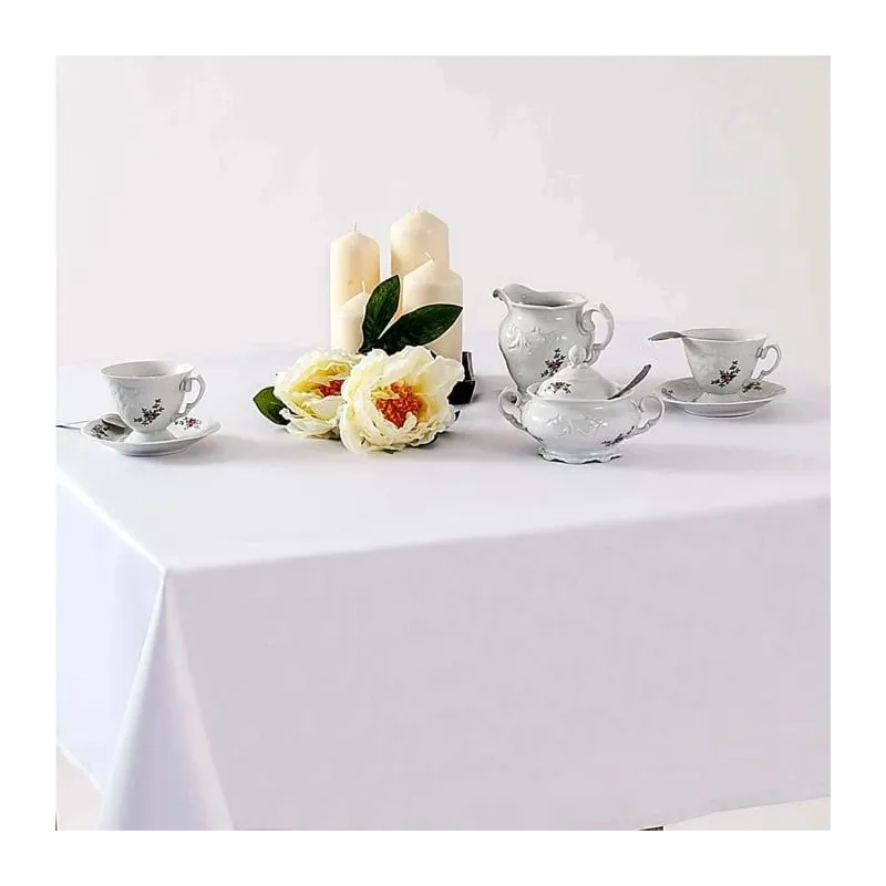 Скатерть прямоугольная Domoletti Laura, белый цв., 220 x 140 cm