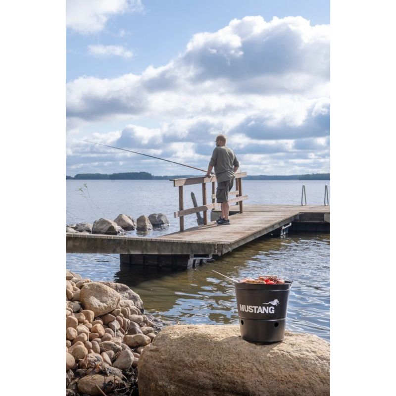 Ogļu grils mustang party bucket