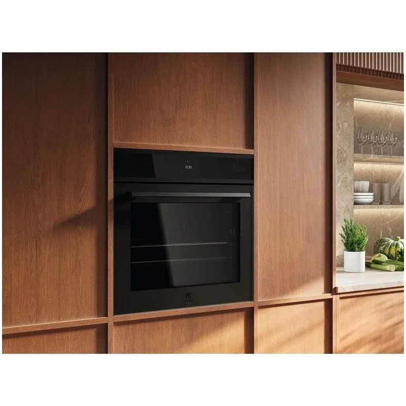 Orkaitė Electrolux „MealAssist“. „SteamPro“ EOB9S3XT