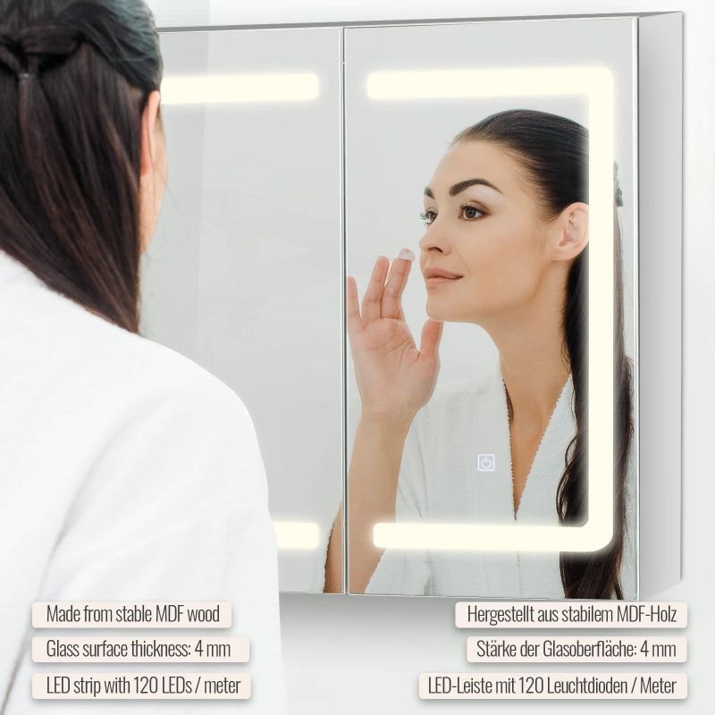 Nocenota prece - Aquamarin vannas istabas spoguļskapis ar LED apgaismojumu, 65 × 65 cm