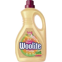 Šķidrs mazgāšanas līdzeklis Woolite Keratin Fruity. 2.7 l