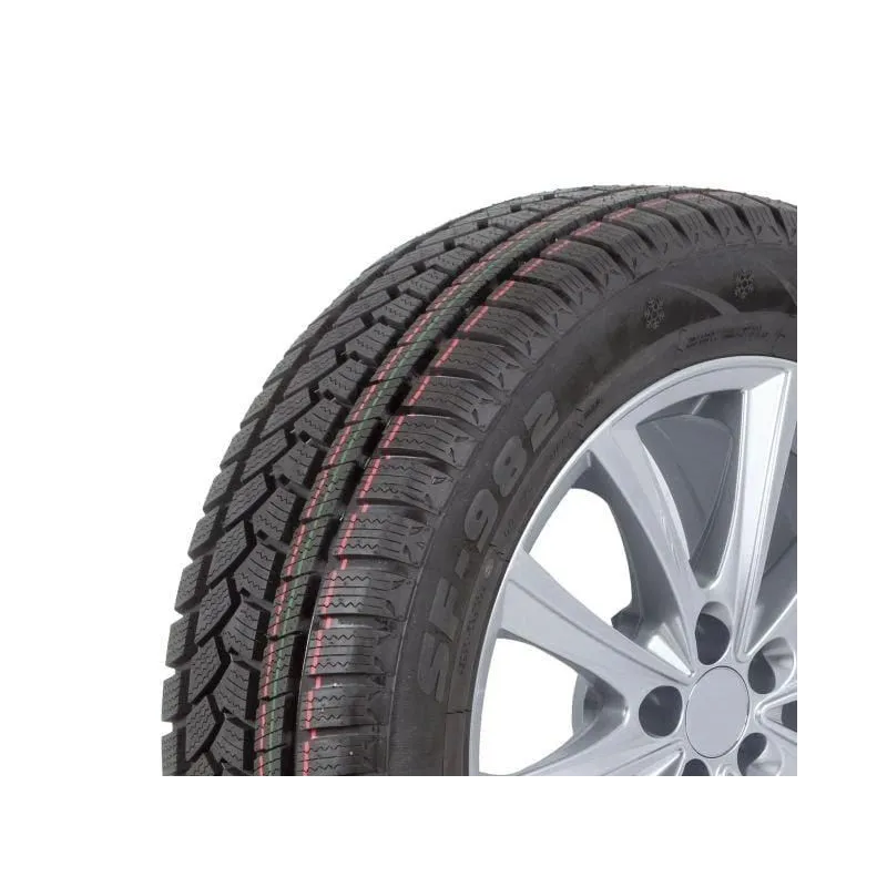 Ziemas riepa Tires 195-65-R15. 95-T. E. D. 72 dB