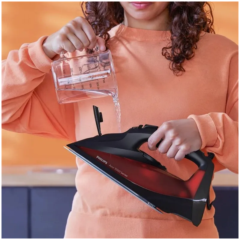 Gludeklis Philips DST7022-40. melna-sarkana