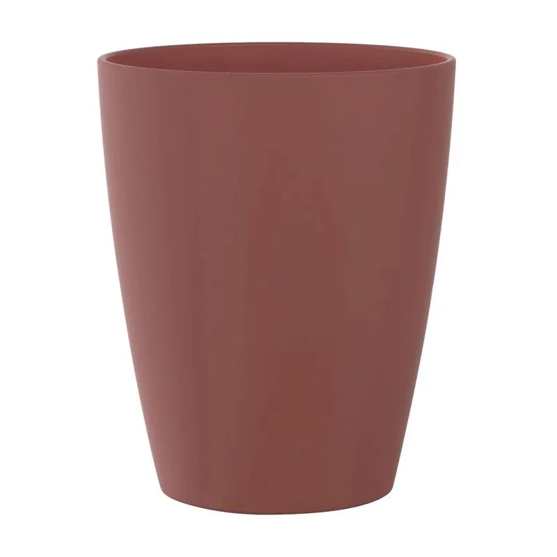 Krūzīte. 250 ml. 7.8 cm. plastmasa. sarkana