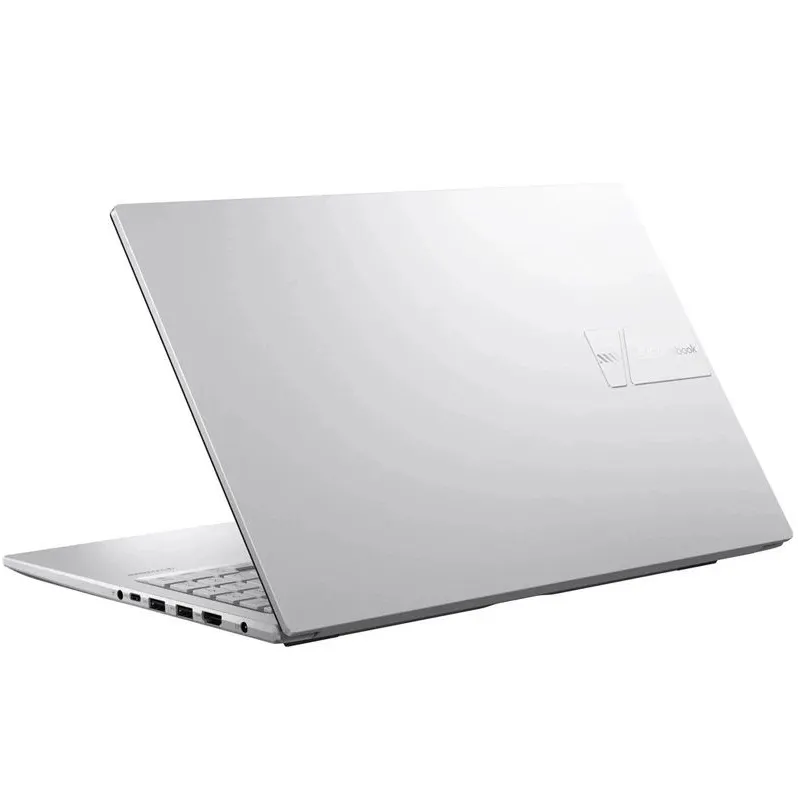 Dators Asus VivoBook 15 C5 120U 16-512GB 15.6