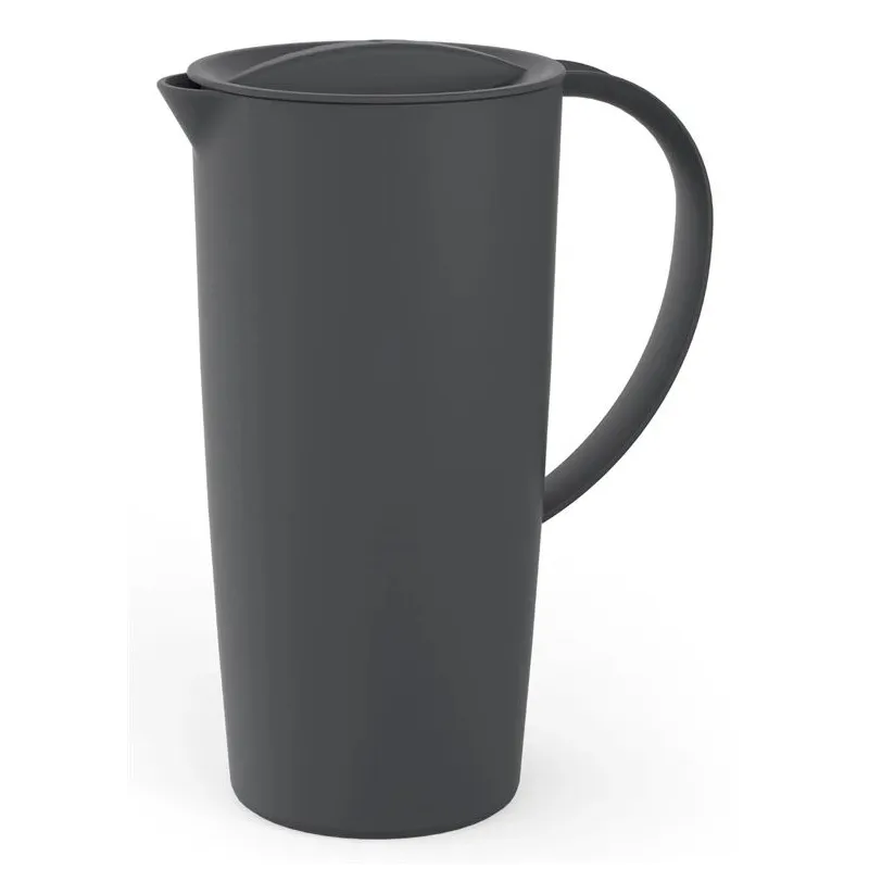 Plastmasas krūze. 1.2 ml. 10.5 cm. plastmasa. melna