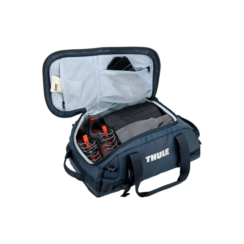 Thule 5586 Chasm 30L duffel bag darkest blue