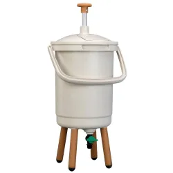 Komposto dėžė. 27 cm x 27 cm x 57 cm. 11 l