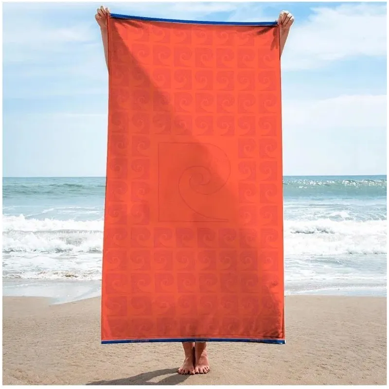 Pludmales dvielis Pierre Cardin. oranžs. 170 cm x 90 cm