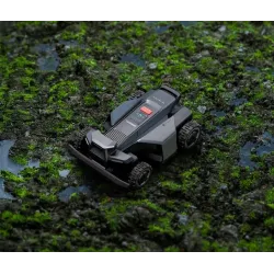 Zāles pļāvējs – robots Segway X420. 2400 m²