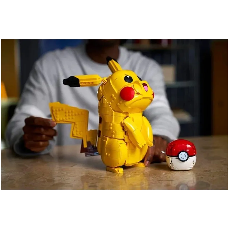 Konstr kompl pikachu and poké ball