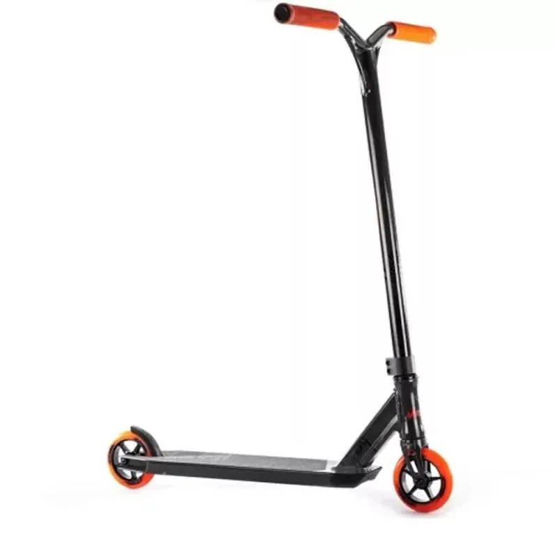 Triku skrejritenis Versatyl Bloody Mary V2 Pro Scooter, melni oranžs