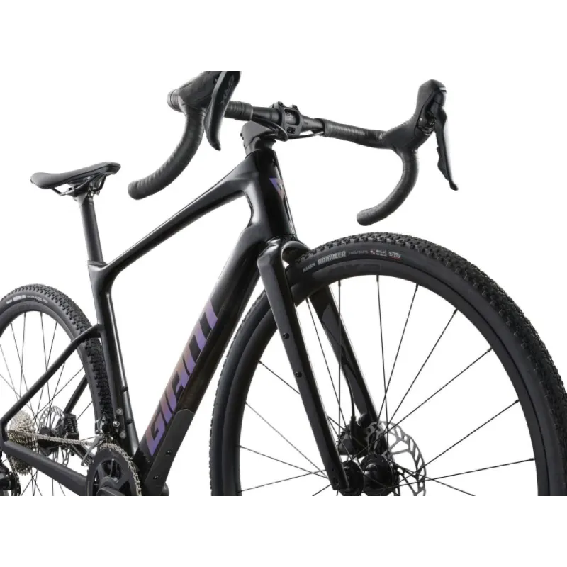 Grants velosipēds GIANT Revolt Advanced 2 ,2025, oglekļa šķiedras ,M-L,