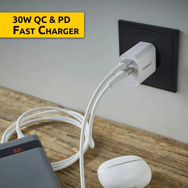 Power adapter usb-a-usb-c-7803012 intenso