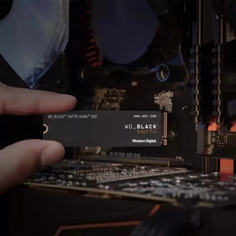 SSD-SANDISK-Read speed 4000 MB-s-Write speed 2000 MB-s-NVMe Yes-PCI Express 4.0-M.2-250 GB-Black SN770-WDS250G3X0E