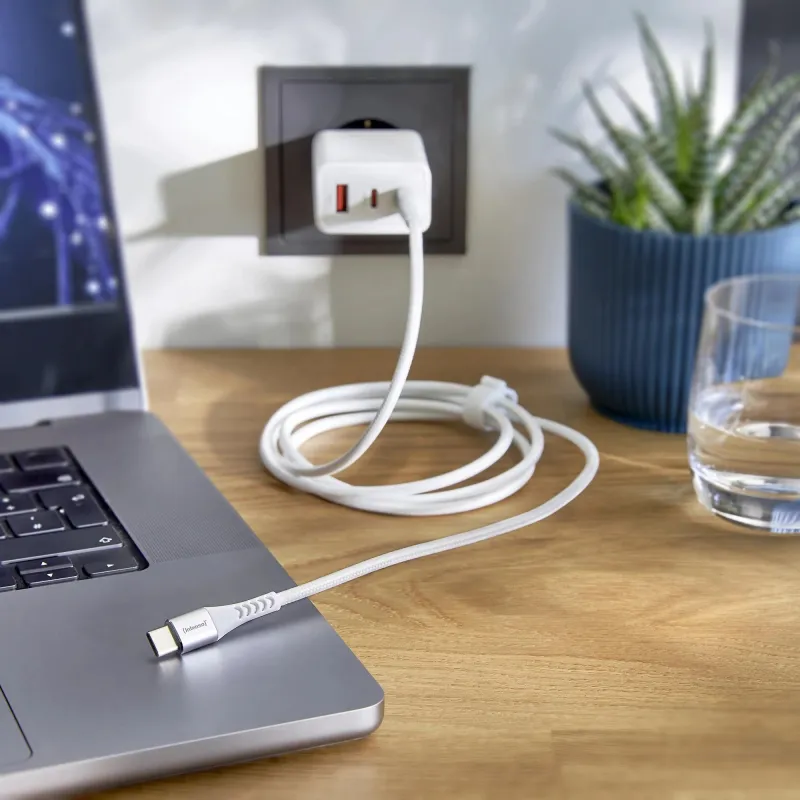 Cable usb-c to usb-c 1.5m-7901002 intenso
