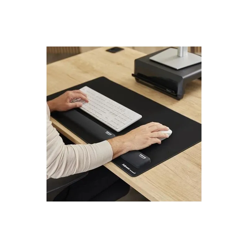 Mouse palm wrist rest-black 100142565 fellowes