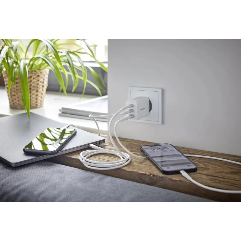 Power adapter 1xusb-a-2xusb-c-7806512 intenso