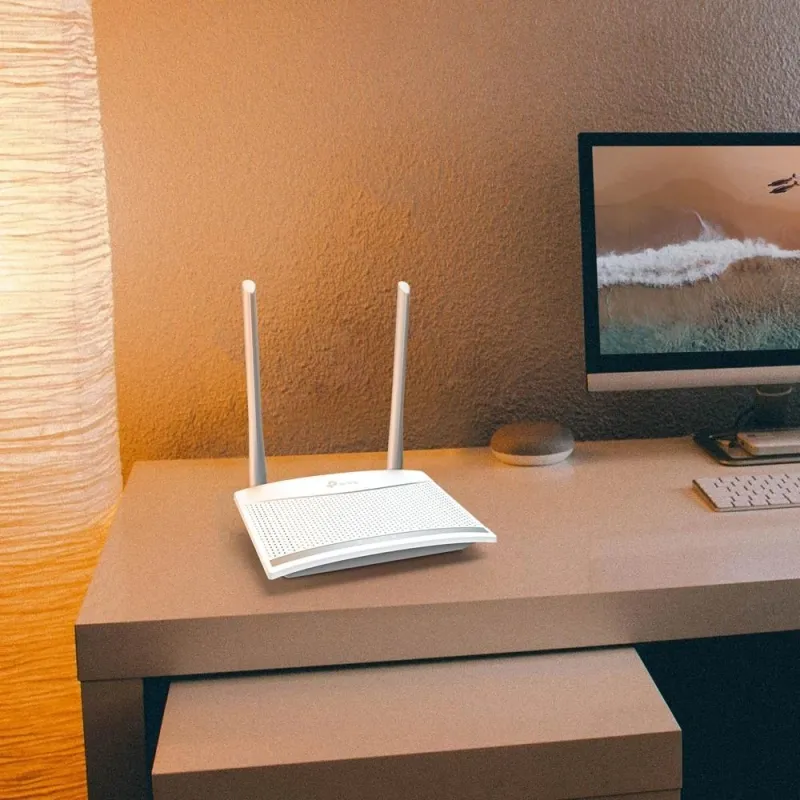 Wireless Router-TP-LINK-Wireless Router-300 Mbps-Number of antennas 2-TL-WR820N