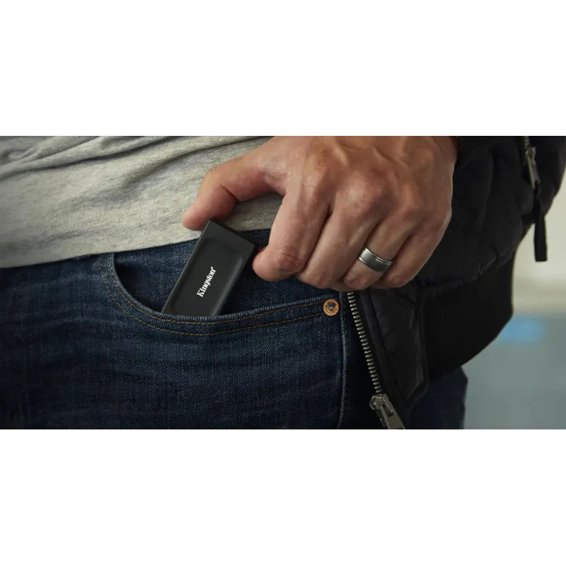 External SSD-KINGSTON-XS1000-2TB-USB 3.2-Write speed 1000 MBytes-sec-Read speed 1050 MBytes-sec-SXS1000-2000G