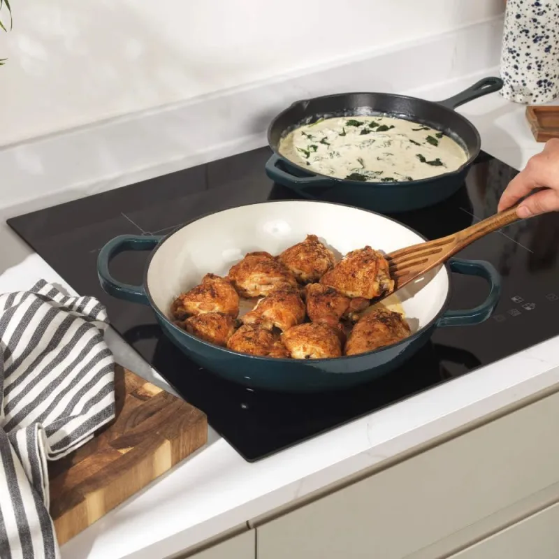 Salter BW13772GR Chester 2.8L Shallow Cast Iron Casserole Pot 30 cm, Green