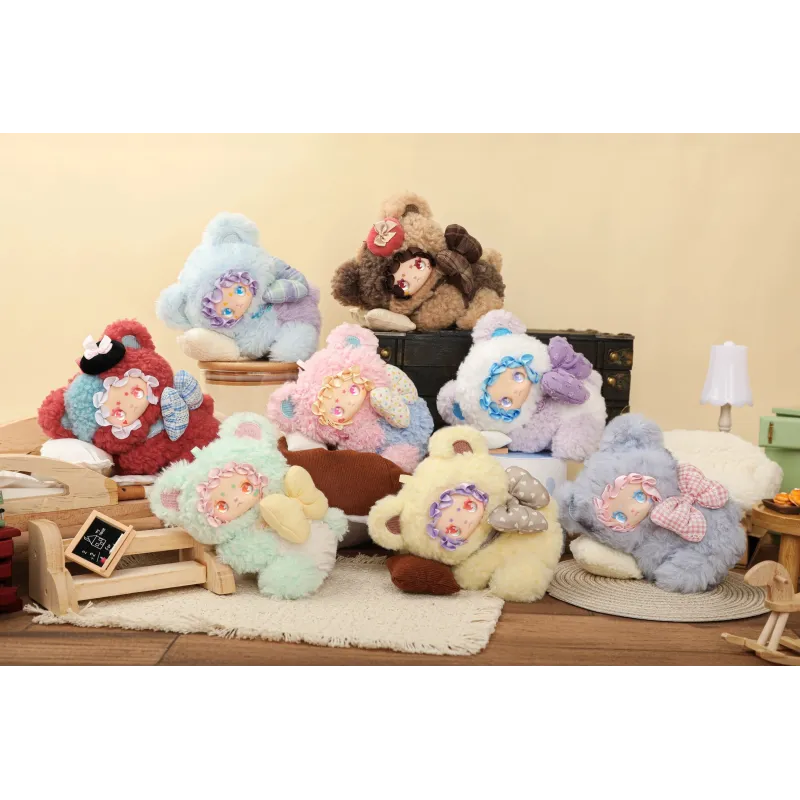LOVELY EMMA Plīša atslēgu piekariņš, slēgtā iepakojumā - Little Bear Adoption Guide