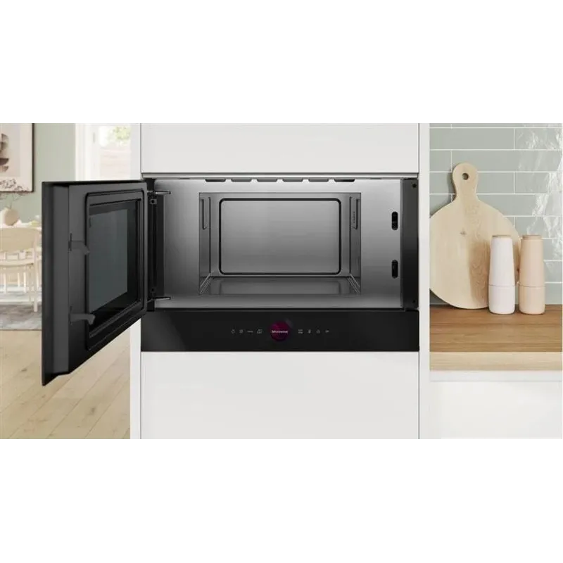 Iebūvēta mikroviļņu krāsns Bosch BFL7221B1 Series 8