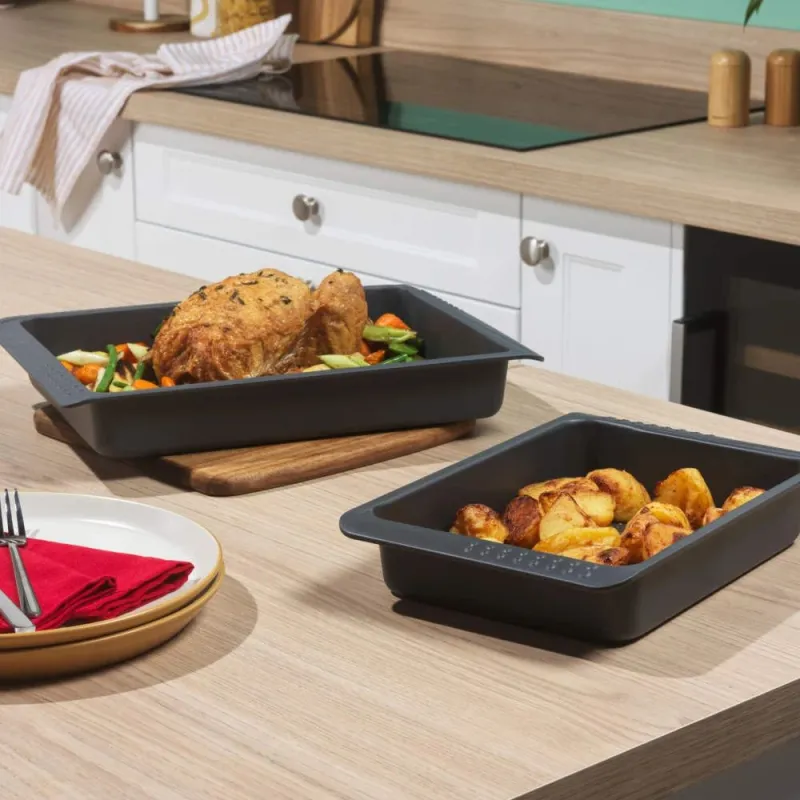 Russell Hobbs RH03764 Shield 2 Piece Roaster Set