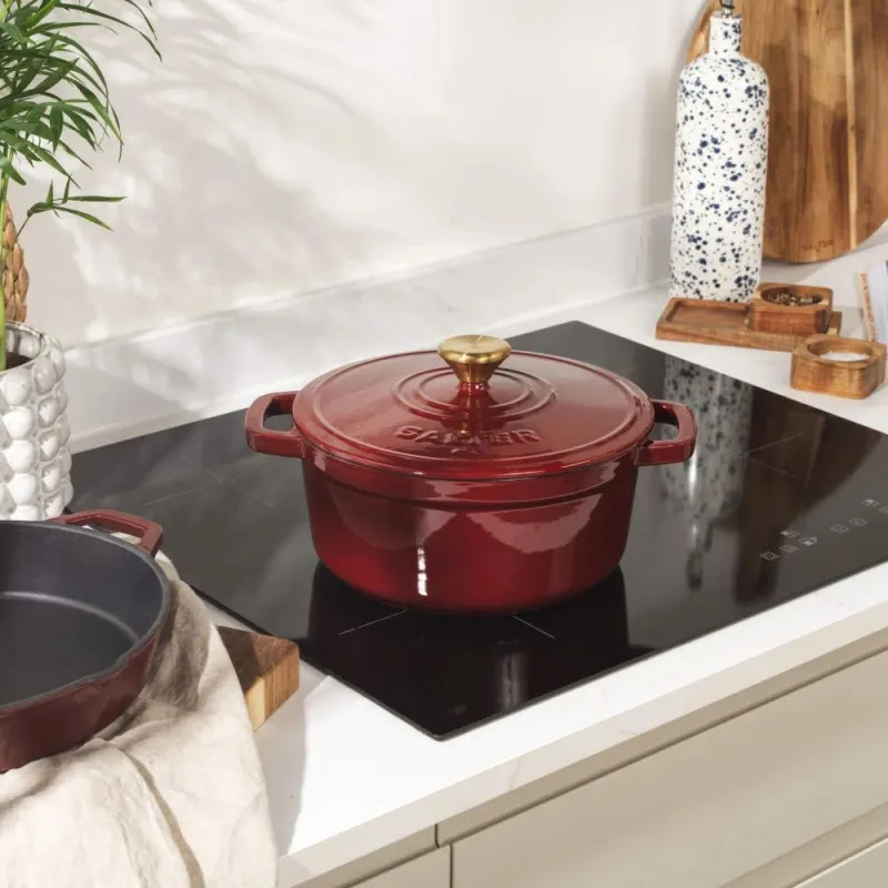 Salter BW13771R Chester 3.4L Cast Iron Casserole Pot 24 cm, Red