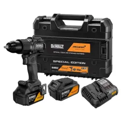 Triecienurb akum dcd86mm2t-qw 2x4ah 18v