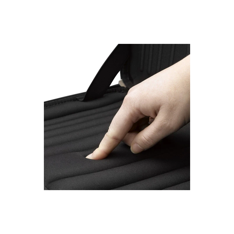 Case Logic 1234 Atttaché 11 QNS-111 Black