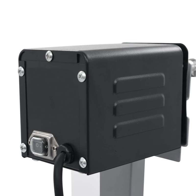 Grils ar Iesmu un Elektrisko Motoru