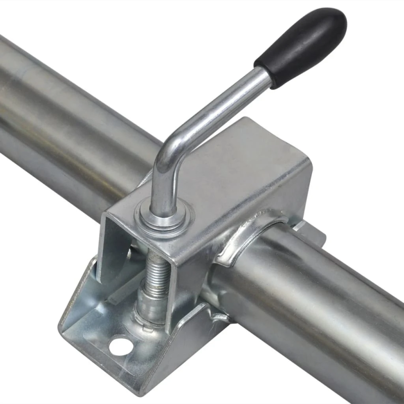 48 mm piekabes atbalsta ritenis ar 2 atbalsta caurulēm un 3 skavām