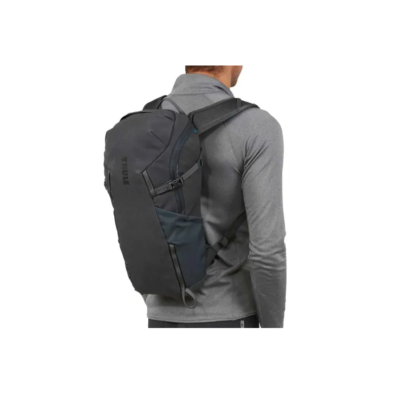 Thule 4127 AllTrail X 15L hiking backpack, Obsidian
