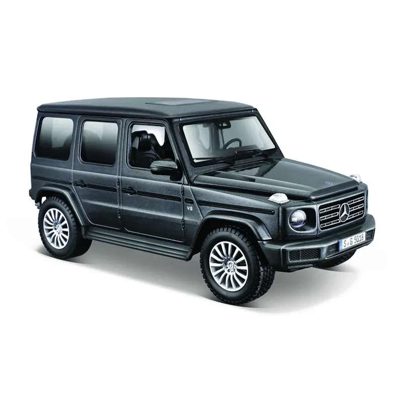Rc automobilis Maisto Die Cast Mercedes EQS 32902, 1:24, juoda sp.-raudona sp.-,spalva-dizainas parenkami atsitiktine tvarka,