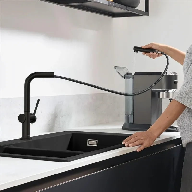 Кухонный смеситель Hansgrohe Talis M54 72808670, черный цв.
