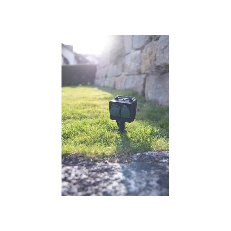 Pagarinātājs ar statīvu Brennenstuhl, 3 x 1,5 mm², 10 m, IP44, 4 ligzdas