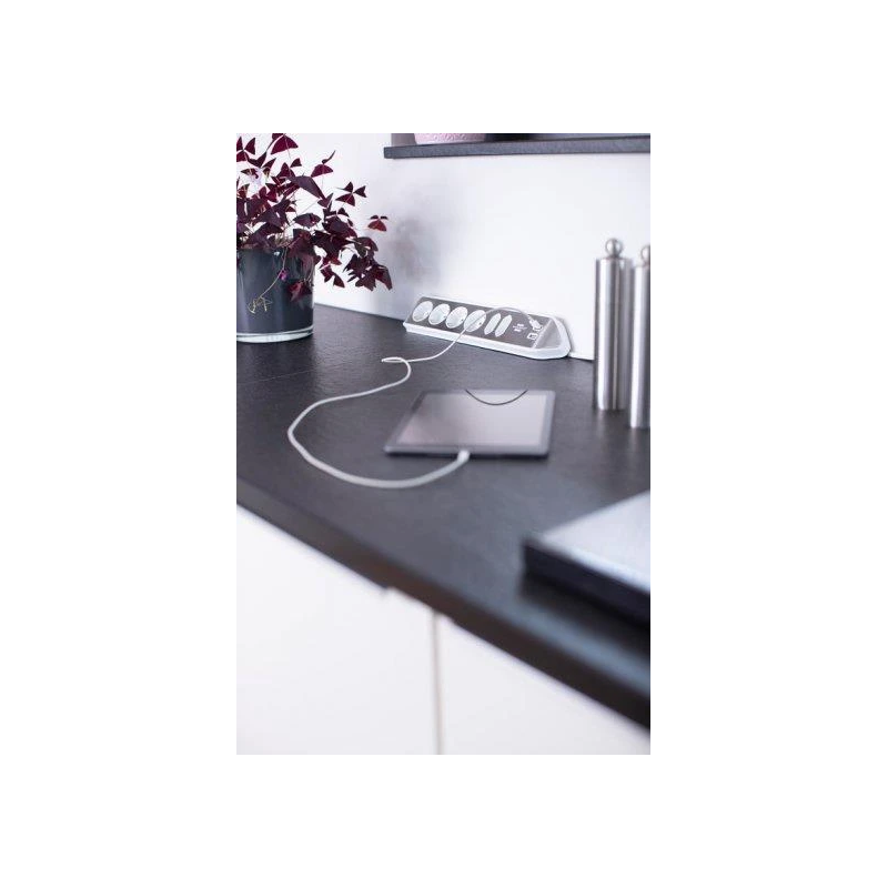 Pagarinātājs estilo kampinis 6gab 2usb