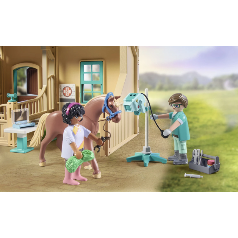 PLAYMOBIL WORLD OF HORSES Jāšanas terapijas un veterinārā prakse 71352