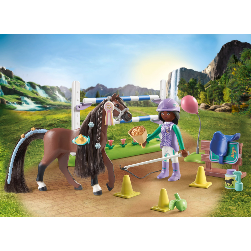 PLAYMOBIL WORLD OF HORSES Lēcienu arēna ar Zoju un Bleizu 71355